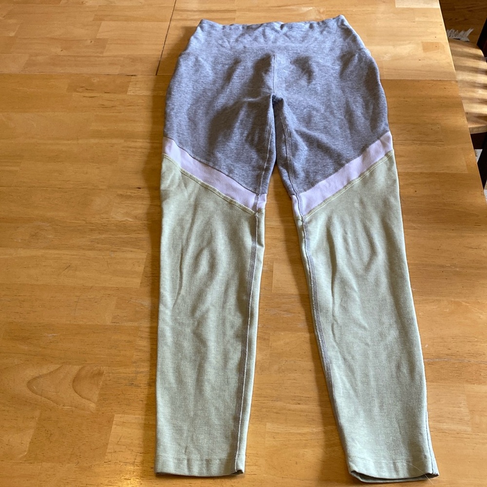 Beyond Yoga Tri-Panel high waisted leggings
